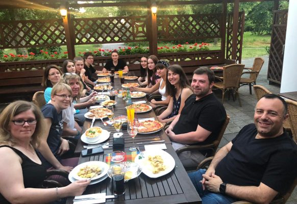 Mannschaftsessen vor Turnierbeginn am Freitag_DMM2019