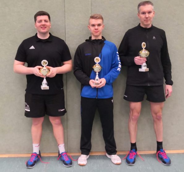 v.l.n.r: Kevin Weinert, Yannick Südel, Jochen Schönwald, TSV Seelscheid